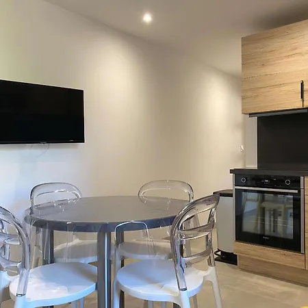 아파트 T2 Renove Avec Climatisation Et Internet, Proche Centre Et Etang De Thau - Fr-1-553-193 *