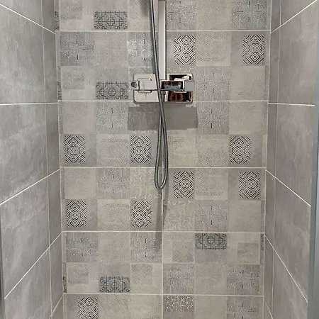 아파트 T2 Renove Avec Climatisation Et Internet, Proche Centre Et Etang De Thau - Fr-1-553-193 바라뤽레벵즈